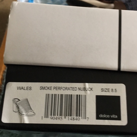 Dolce vita grey suede slip on heels beautiful - Picture 4 of 5